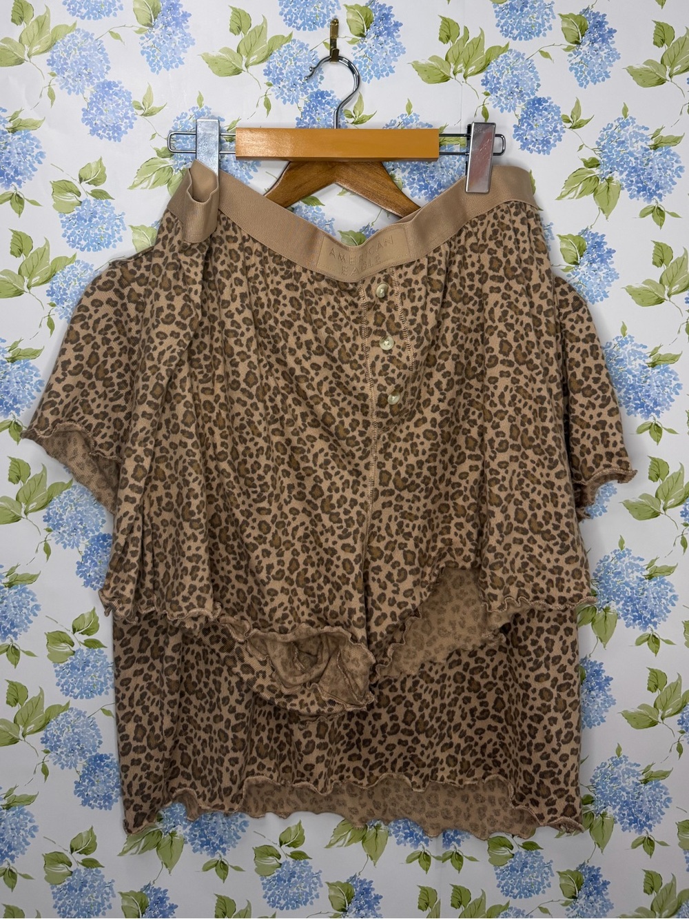 American Eagle Outfitters Leopard Print Short + top set XXL
